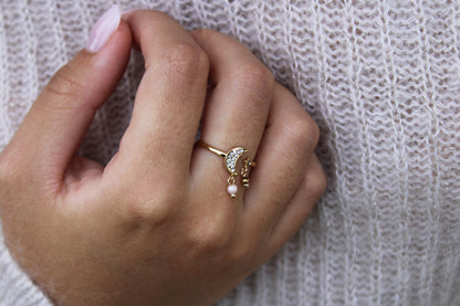 Moon | Stainless steel and pearl ring